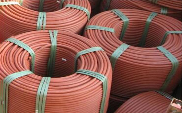 防火安全新标准：聚乙烯阻燃申扎穿线管的选择指南