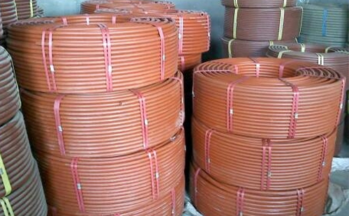 提升工程安全：聚乙烯(RPE)阻燃申扎穿线管在现代建筑中的应用